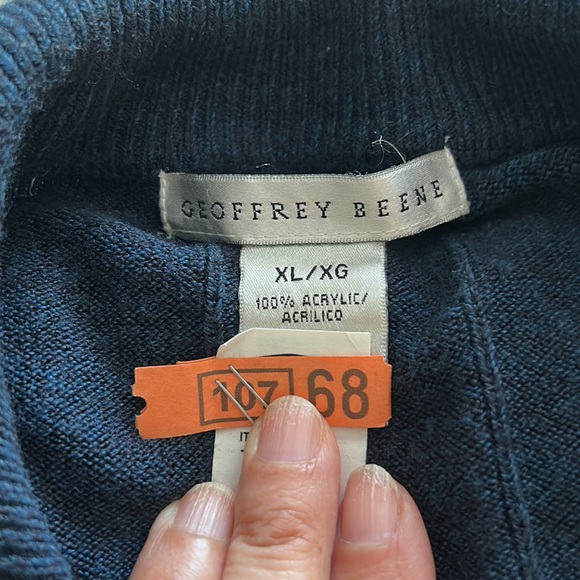 GEOFFREY BEENE XL 100% ACRYLIC SWEATER-NAVY BLUE. QUARTER ZIP WITH COLLAR - Picture 2 of 5